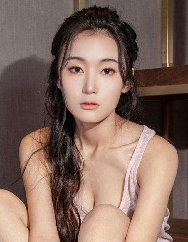 A Min 高清写真套图