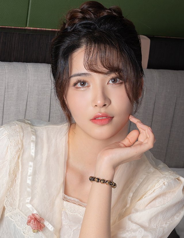 You Cai 高清写真套图