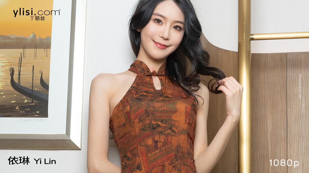 null Naked feet under cheongsam 高清写真套图